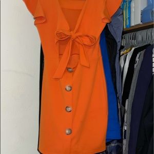 Women’s boohoo dress